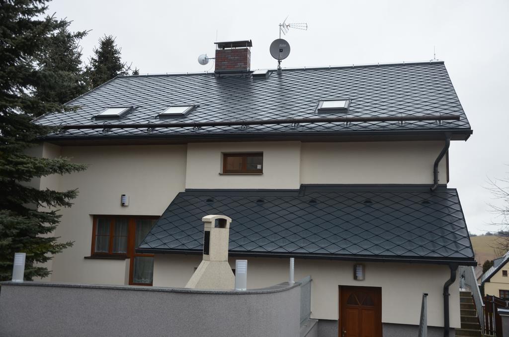 Haus Tolstejn Apartment Jiřetín pod Jedlovou Екстериор снимка