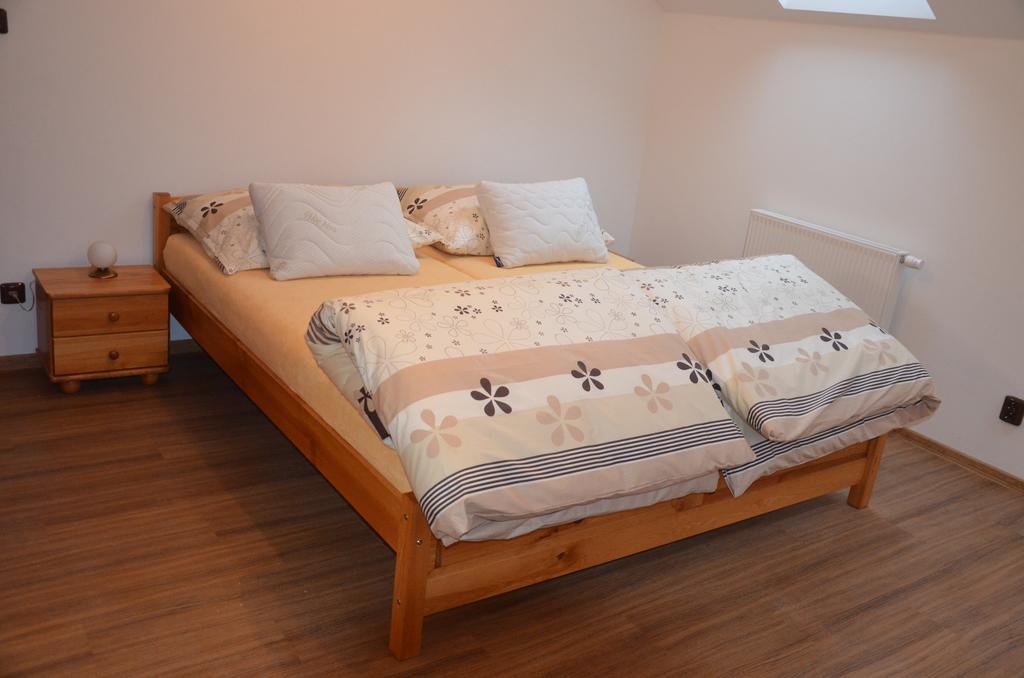 Haus Tolstejn Apartment Jiřetín pod Jedlovou Екстериор снимка