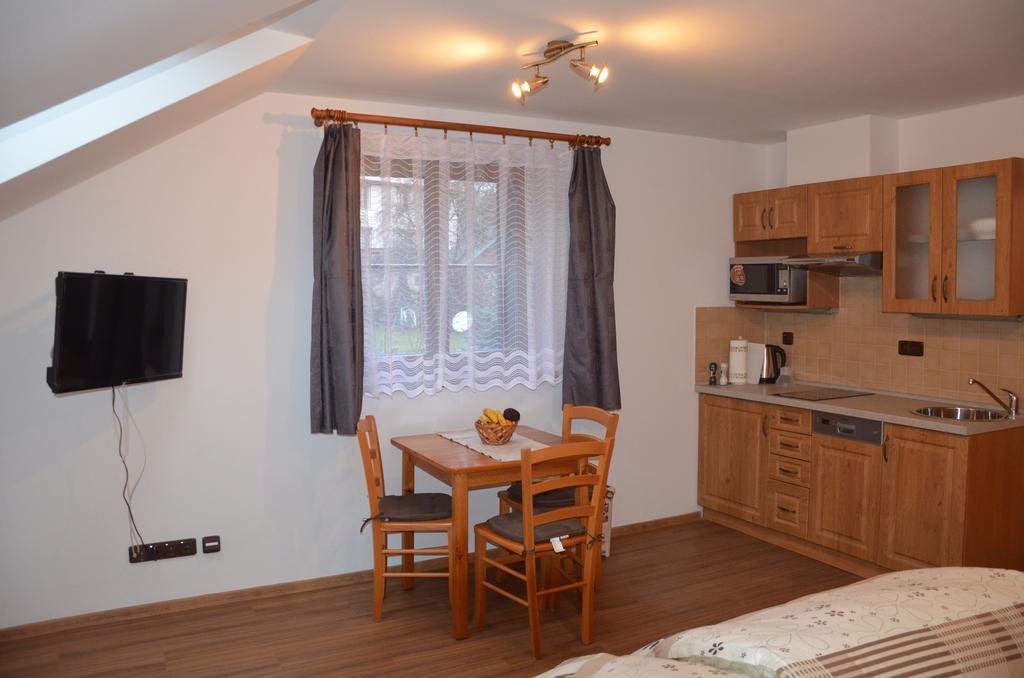Haus Tolstejn Apartment Jiřetín pod Jedlovou Екстериор снимка