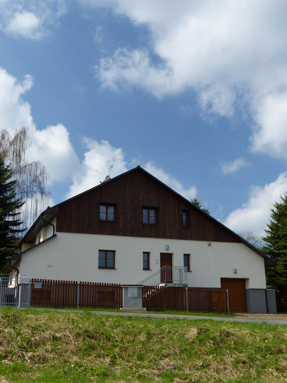 Haus Tolstejn Apartment Jiřetín pod Jedlovou Екстериор снимка