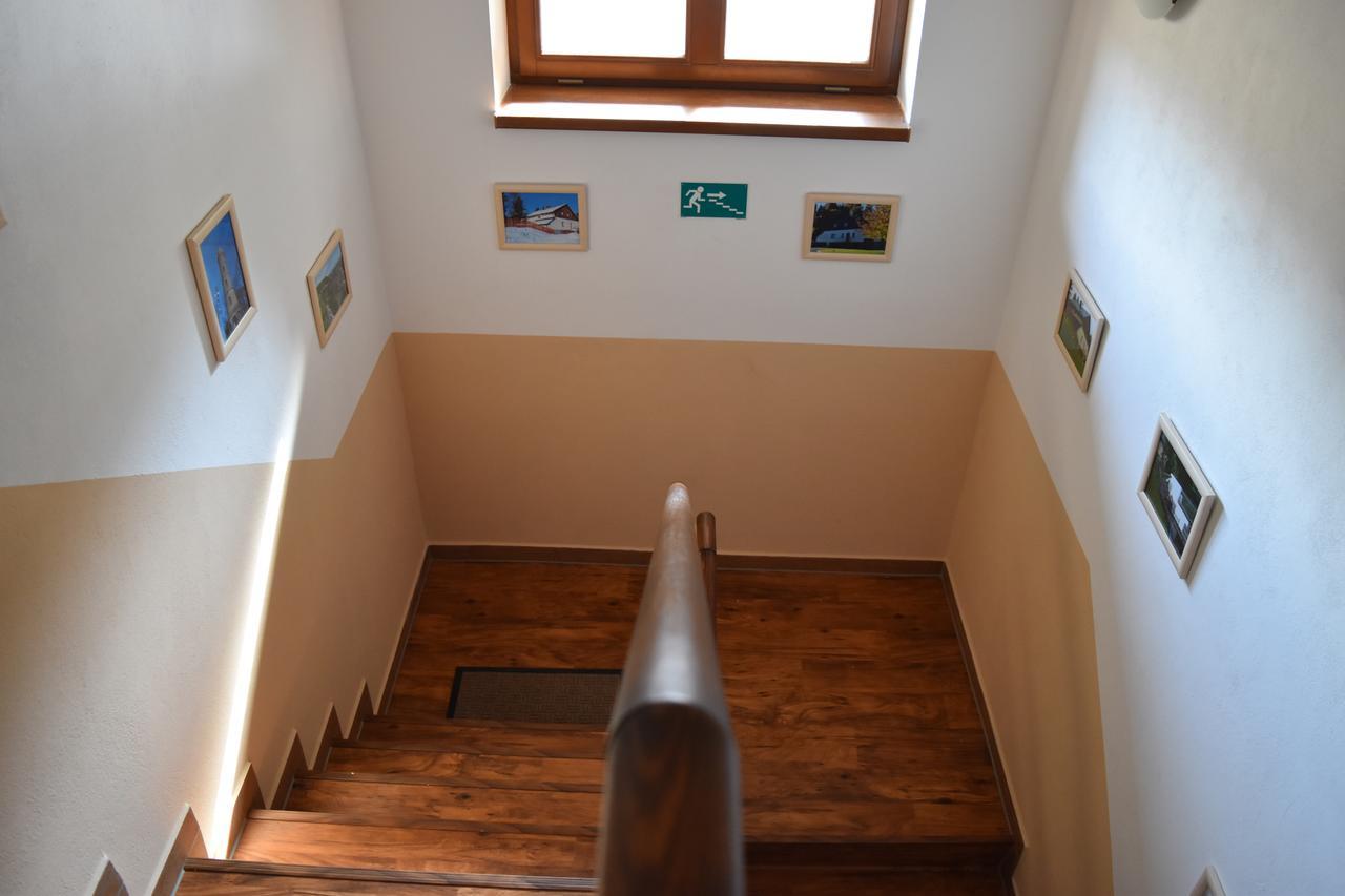 Haus Tolstejn Apartment Jiřetín pod Jedlovou Екстериор снимка